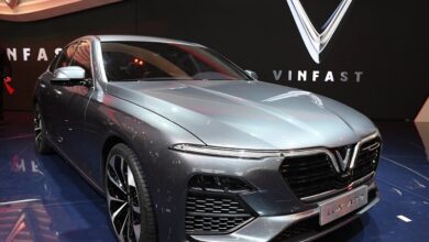 Mẫu xe ô tô VinFast Lux A2.0 màu bạc sang trọng