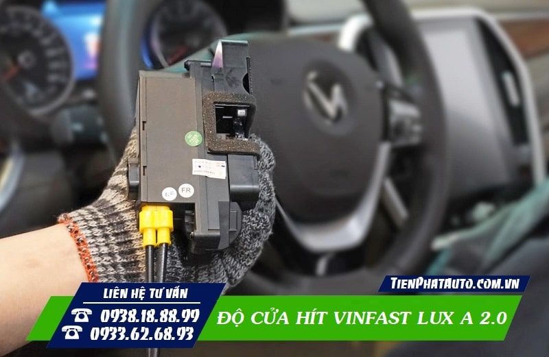 Cổng nạp tự động xe Vinfast Lux A2.0